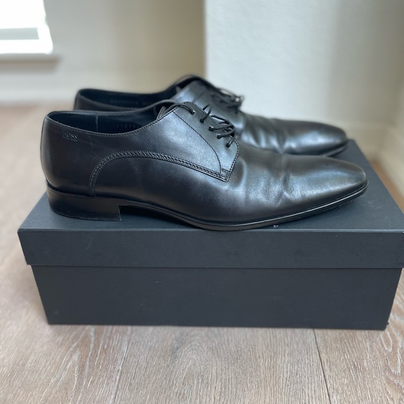 Boss Dress Shoes in Original Box main image 4